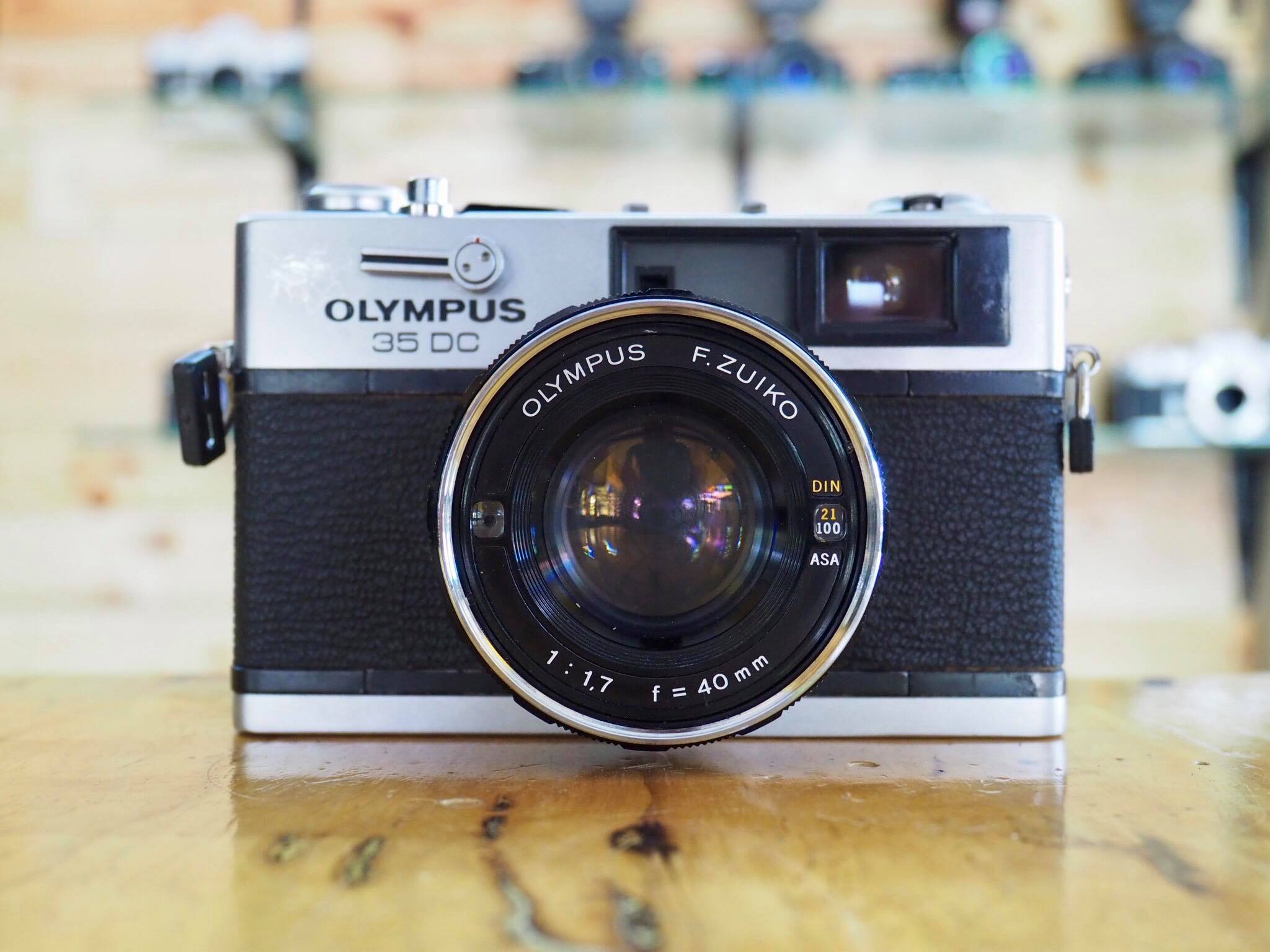 OLYMPUS 35DC OLYMPUS F.ZUIKO 40MM.F1.7