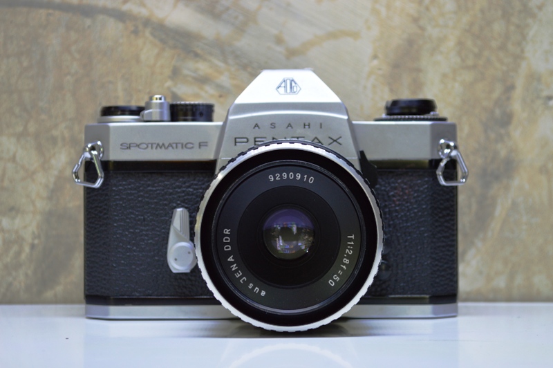 ASAHI PENTAX SPOTMATIC F AUS JENA DDR 50MM.F2.8