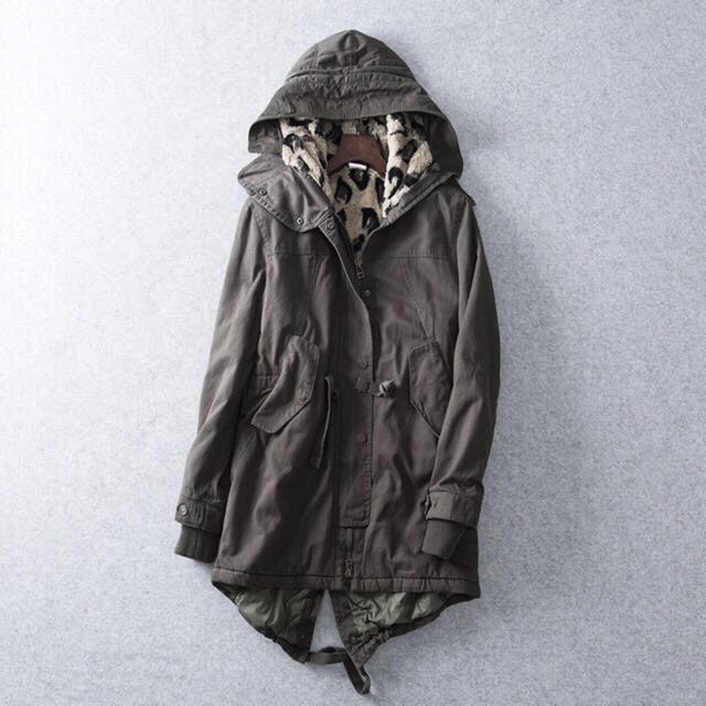 เสื้อโค้ท โค้ทฮูท กันหนาว เสื้อparka ฮูท กันหนาวสีเขียว งานสวย มากคะ Size S/M/L/2L/3L สำเนา สำเนา เขียว