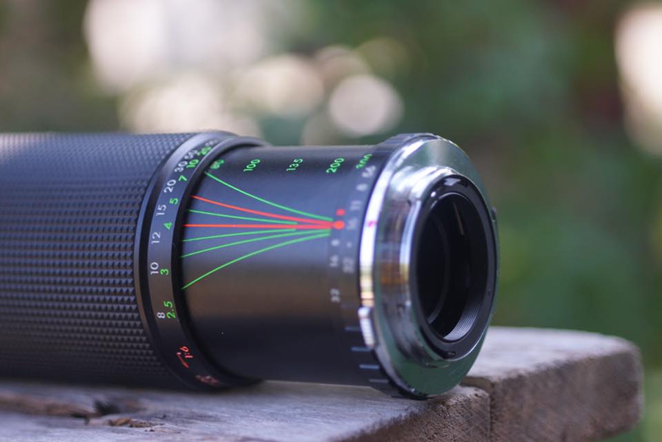 TOPMAN MC AUTO ZOOM/C-MACRO 80-300MM. F5.6 OM MOUNT