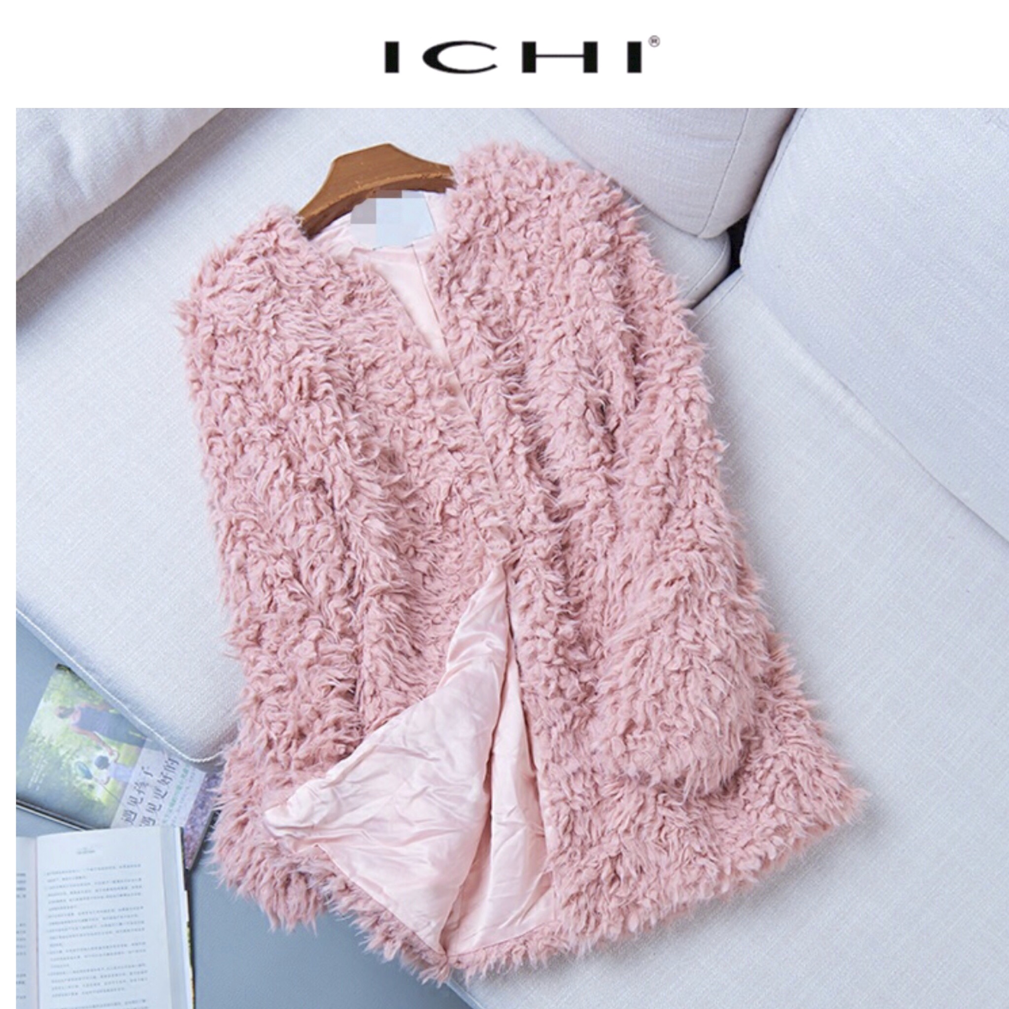 Ichi เสื้อคลุม ขน fluffy coat สีชมพูอ่อน เสื้อกันหนาวแต่งขนสีขาว แบรนด์เนม ICHI JAPAN แท้ 100% แพทเทินสวย หรู มากคะ Size S/M ชมพู