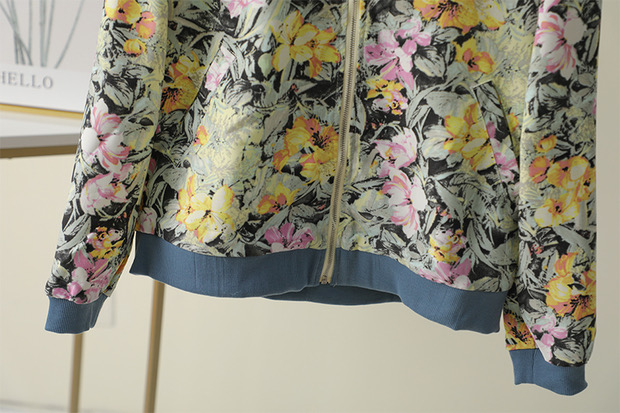 เสื้อแจ็คเก็ต เสื้อคลุม ลายดอก ปลายแขนจั๊ม สำเนา ลายดอก