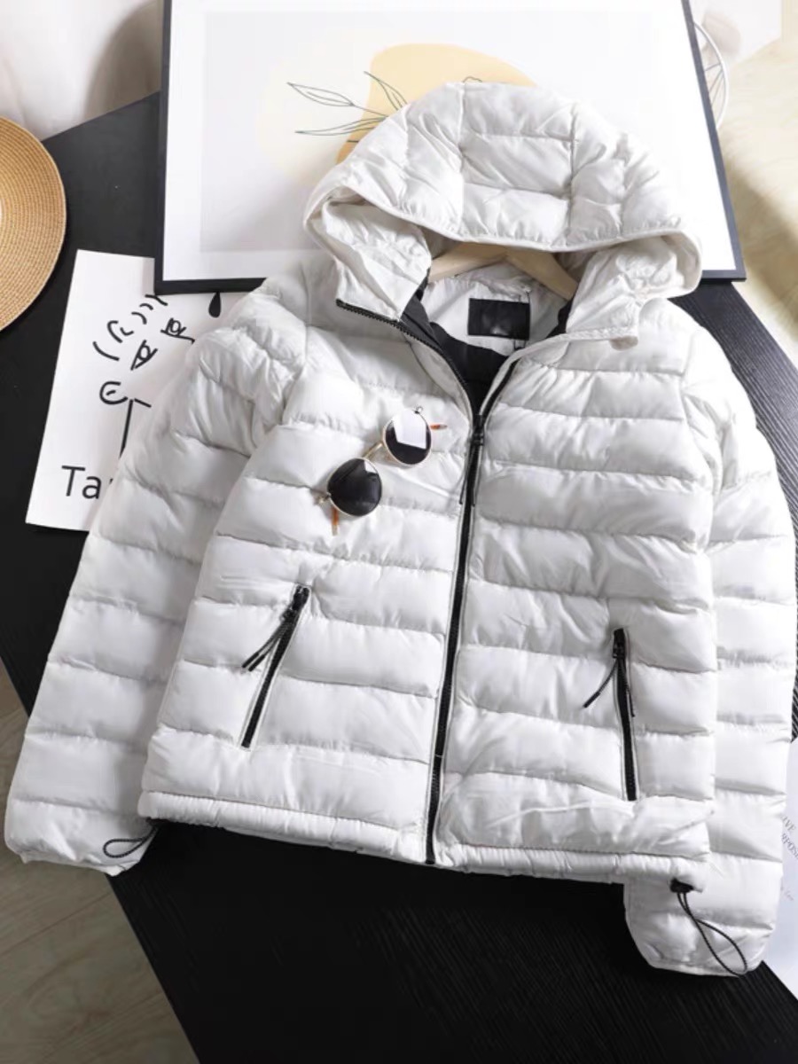 เสื้อกันหนาว เสื้อฮู้ดเฟอร์ บุนวมอุ่น สีขาว แบรนด์ FB SISTER (padded puffer coat สำเนา ขาว