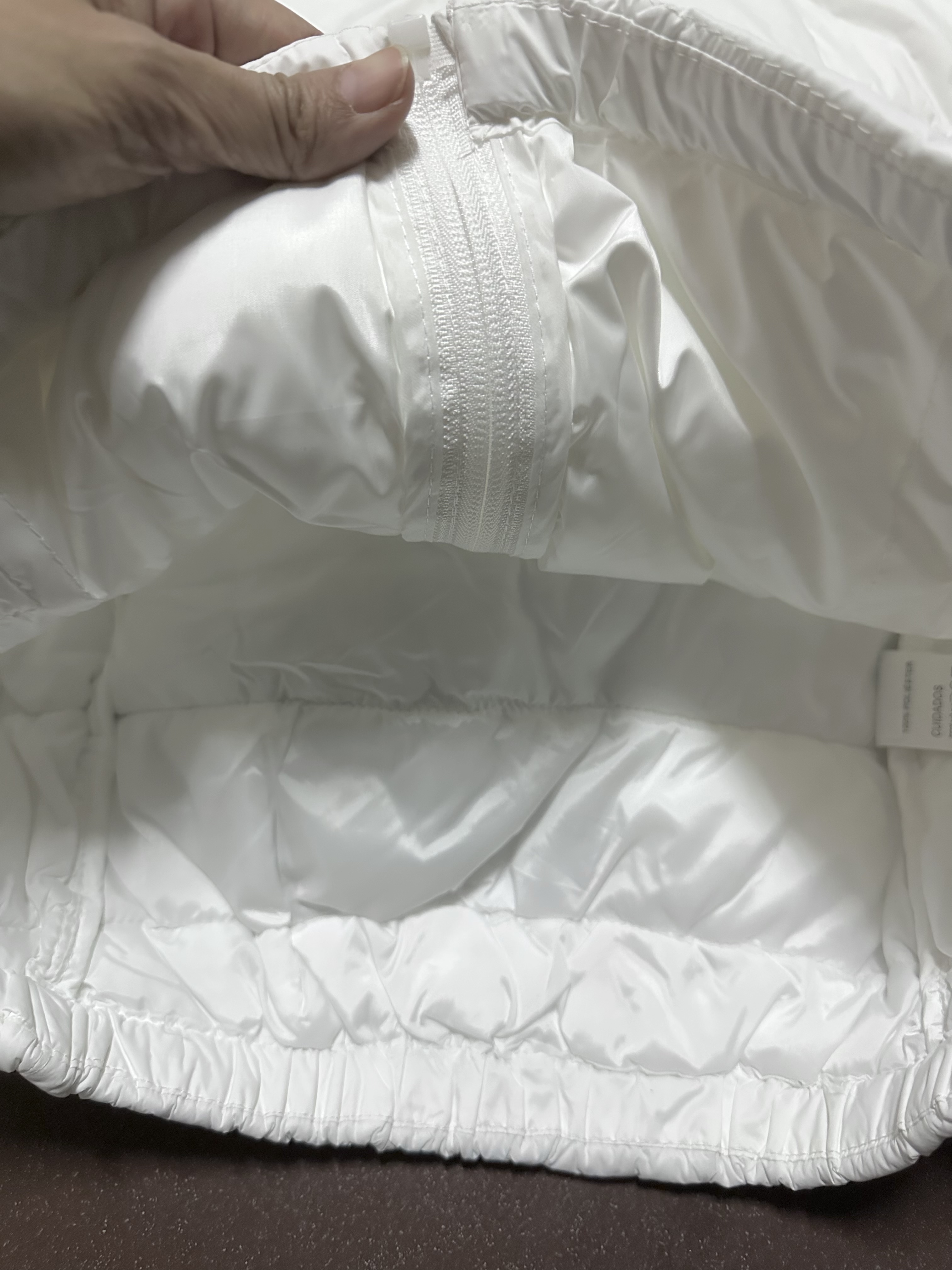 เสื้อกันหนาว บุนวมอุ่น แต่งเฟอร์ ฮู้ด สีขาวครีม LH สำเนา นู้ด
