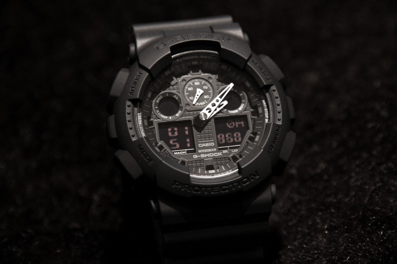 CASIO G-SHOCK นาฬิกาข้อมือ นาฬิกากันน้ำ นาฬิกาของแท้ ประกันศูนย์ CMG 1 ปี รุ่น GA-100-1A1 นาฬิกาสีดำ