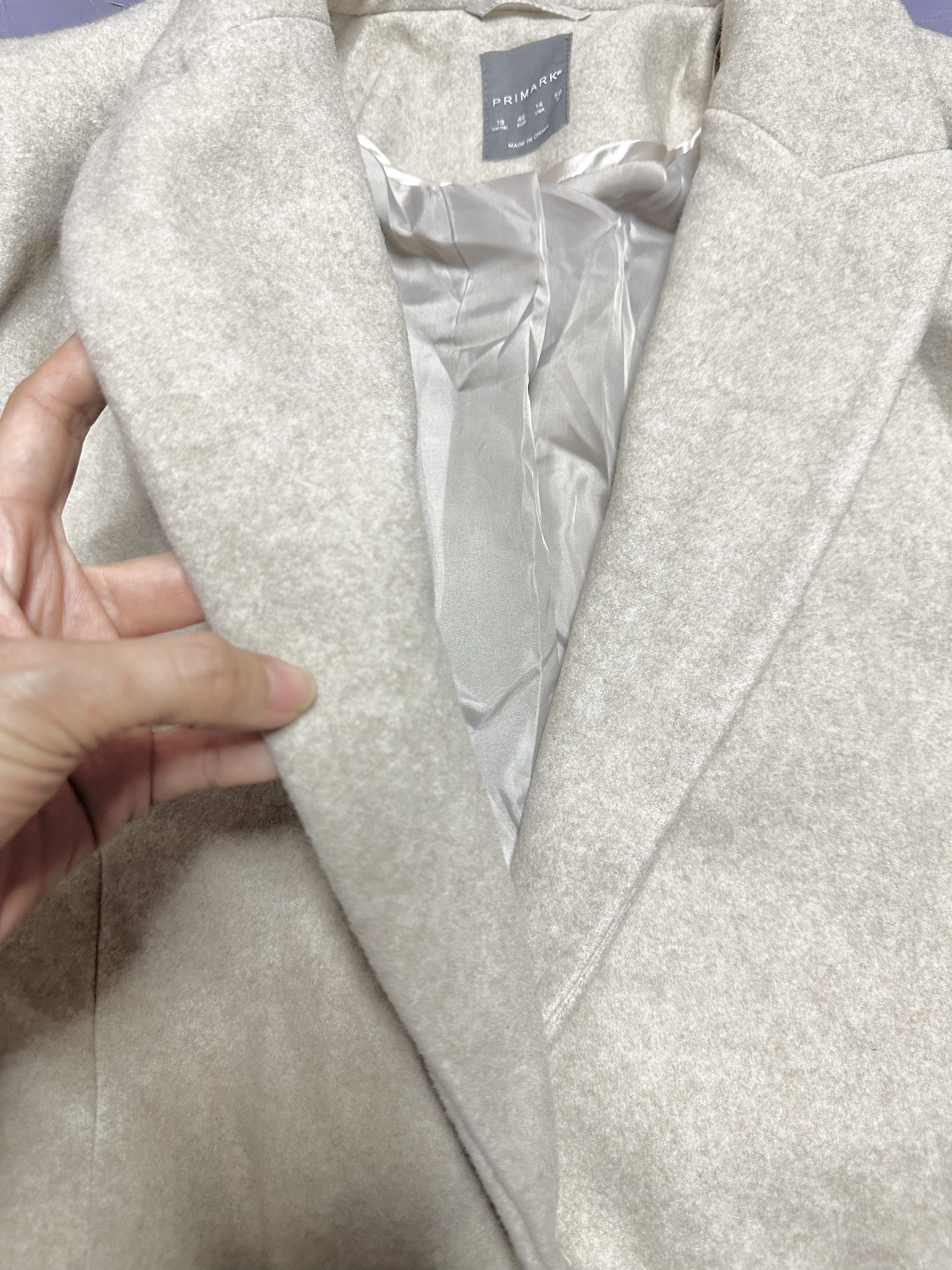 เสื้อโค้ทวูล Trench coat เสื้อโค้ทเฟอร์ โค้ทสักหลาดสีเบจ แบรนด์ Primark สำเนา สำเนา สำเนา สำเนา สำเนา สำเนา
