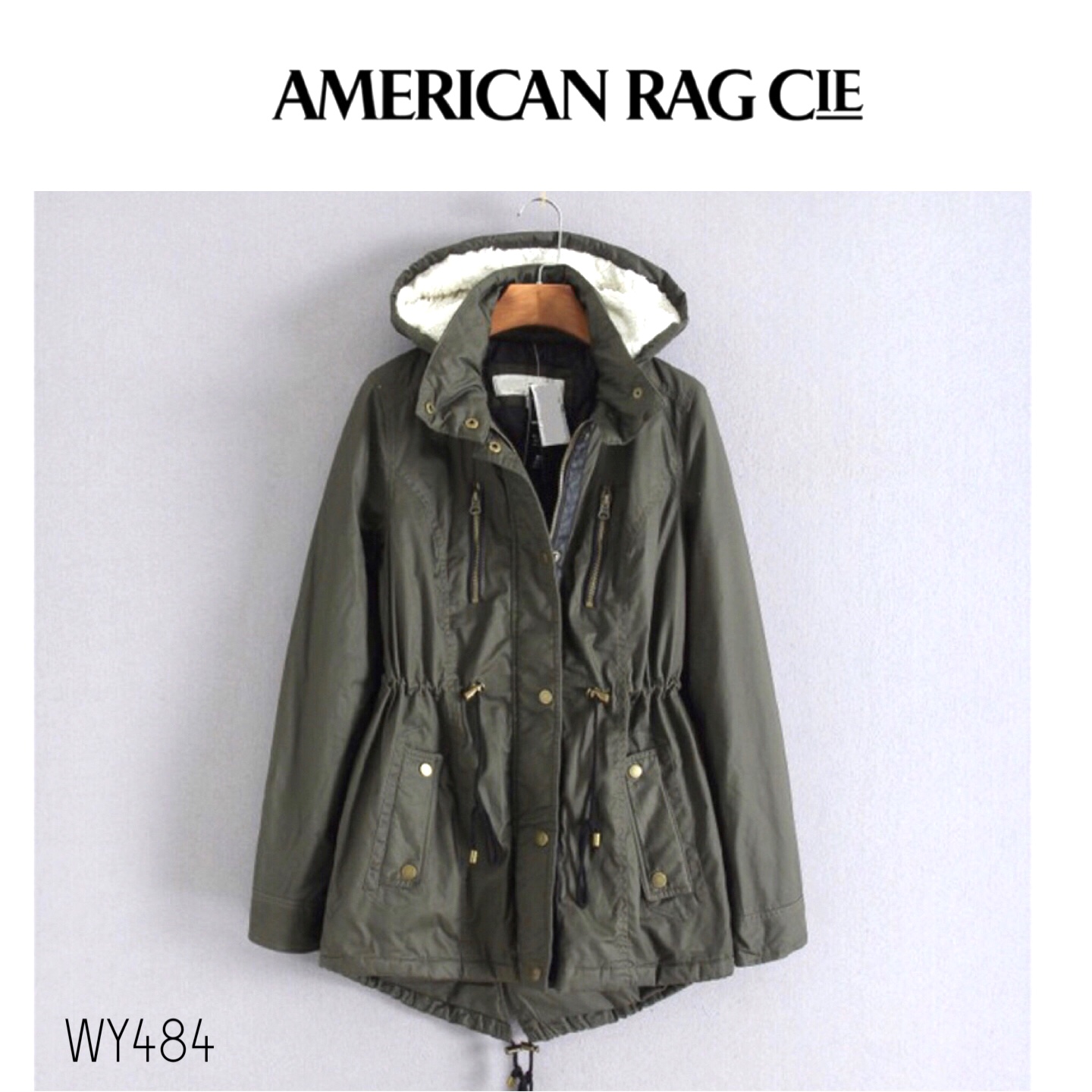 เสื้อโค้ทกันหนาว โค้ทฮูทบุนวมอุ่น สีเขียวทหาร แบรนด์หรู AMERICAN RAG CIE แท้ 100% (ฮูทถอดได้คะ) แนวทหาร สวยเท่ห์ อุ่นมากคะ (รุ่นไม่มีเฟอร์นะคะ) Size XS/S/M/L/XXL เขียว
