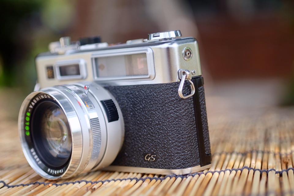 YASHICA ELECTRO 35 GS COLOR YASHINON-DX 45MM.1.7