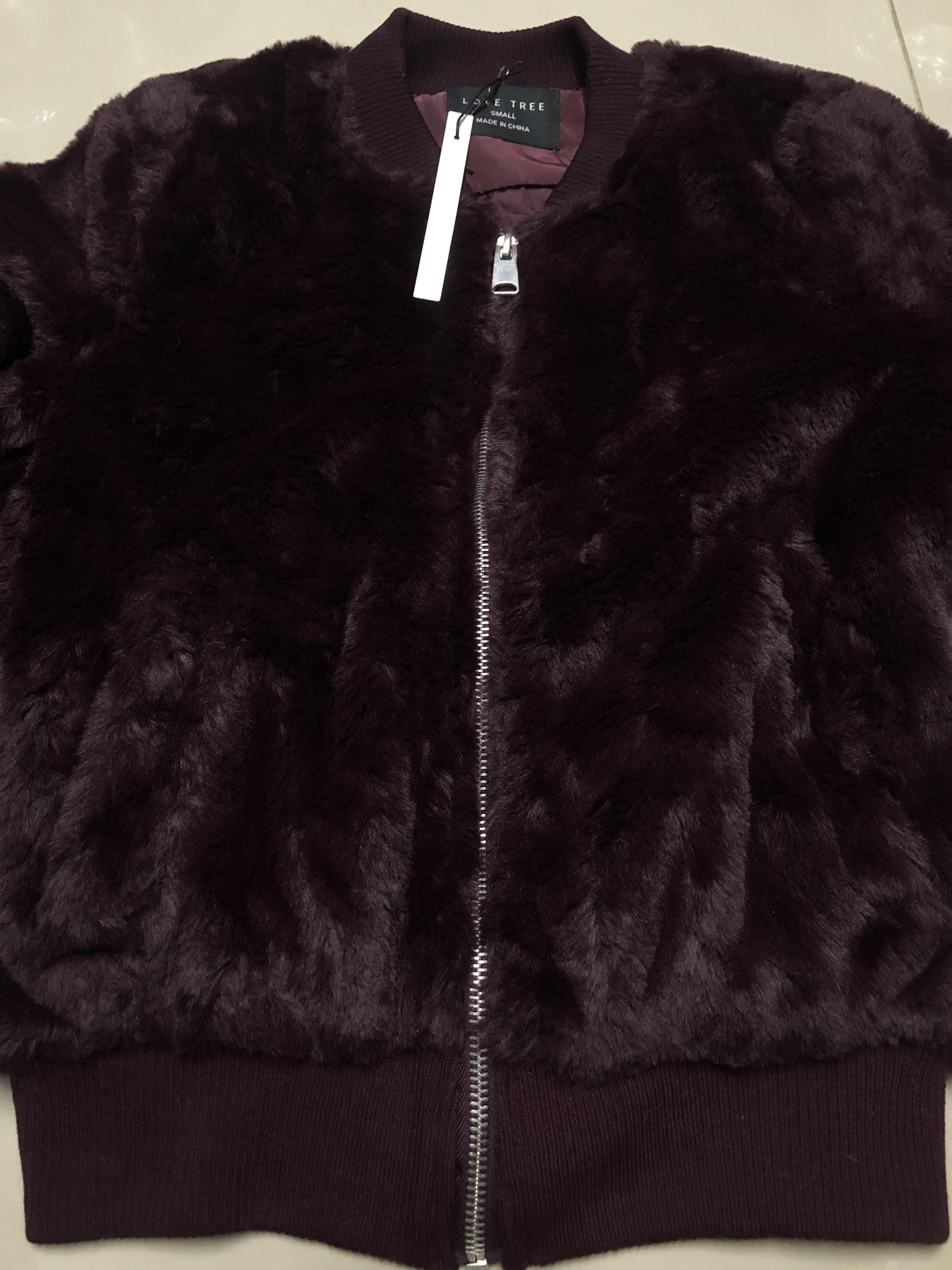 เสื้อเฟอร์กันหนาว หมวกฮู้ด เสื้อขน (FLUFFY COAT) แบรนด์ LOVE TREE