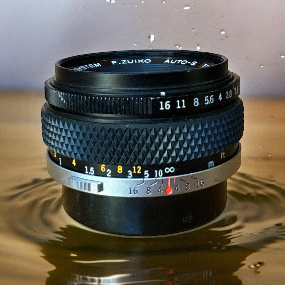 OLYMPUS OM-SYSTEM F.ZUIKO AUTO-S 50MM.F1.8 OM MOUNT