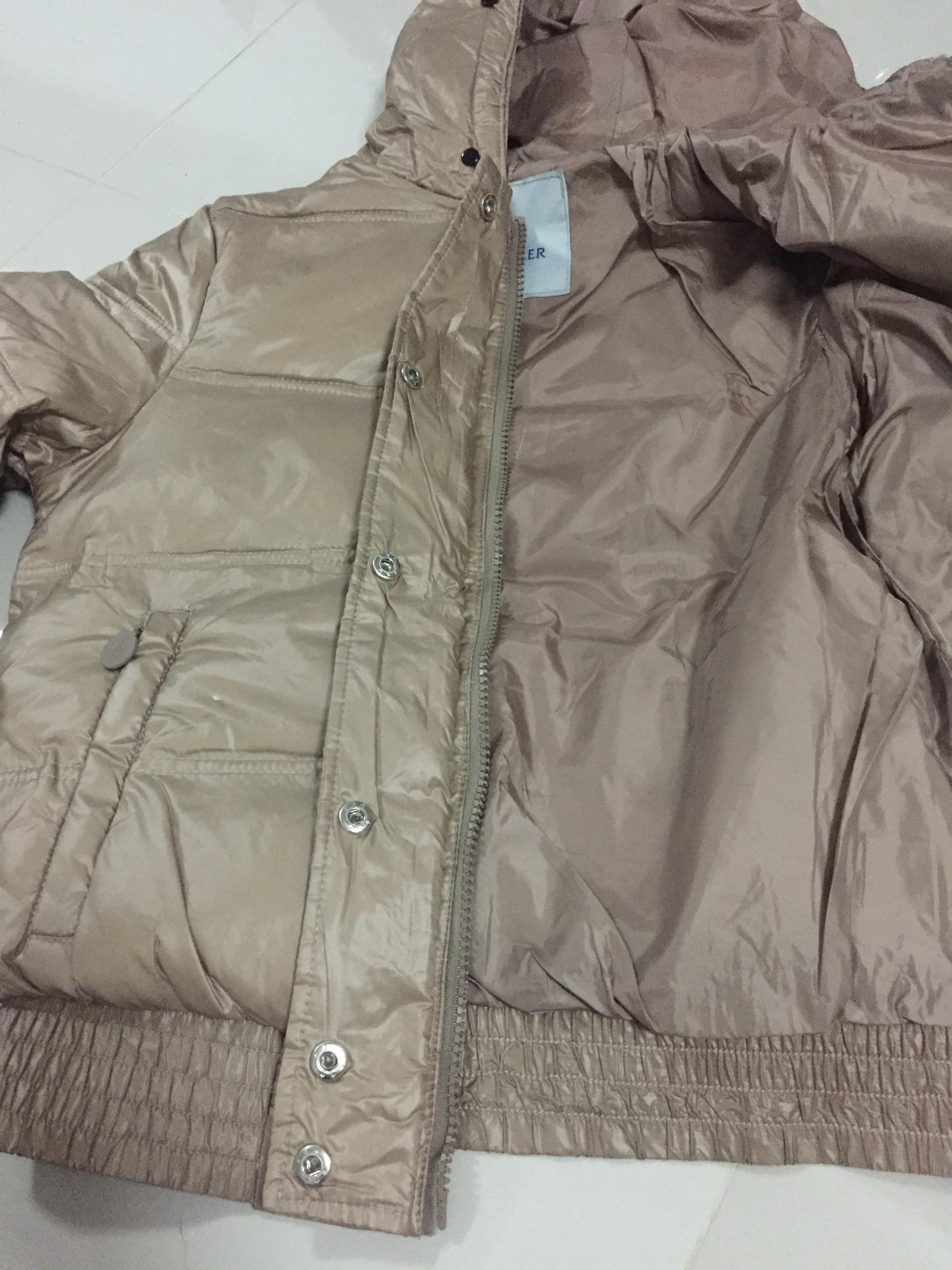 เสื้อกันหนาว ขนเป็ด แต่งหมวกฮูท สีนูท กากี MONCLER