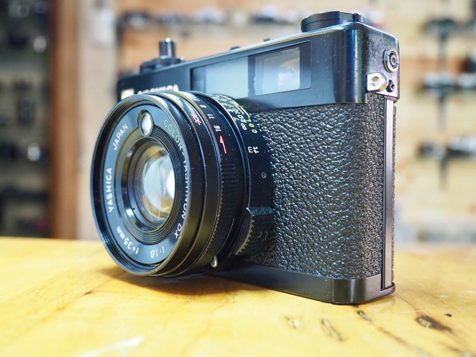 YASHICA ELECTRO35 CC COLOR YASHINON-DX 35MM.F1.8