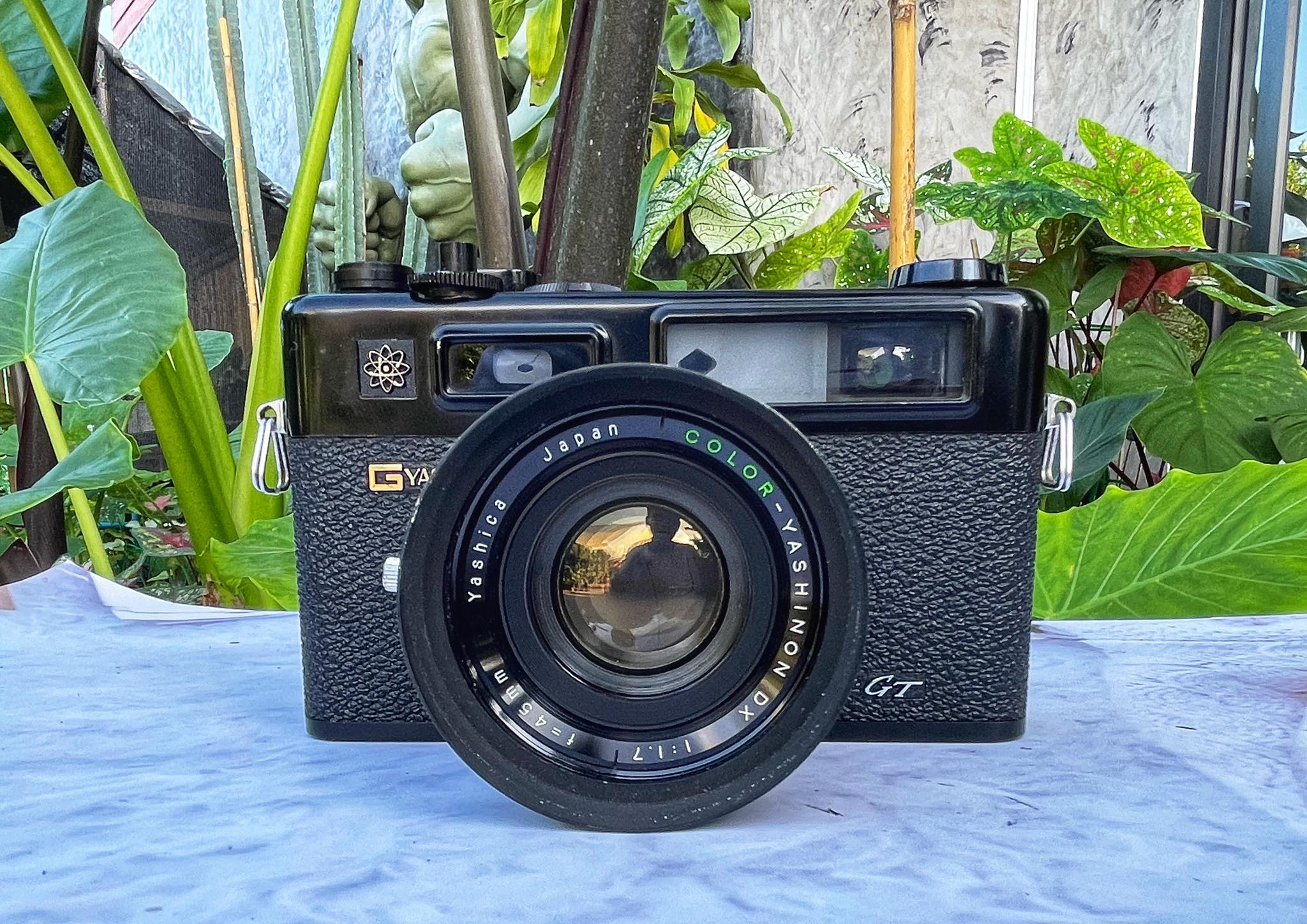 YASHICA ELECTRO 35GT YASHICA COLOR-YASHINON DX 45MM.F1.7