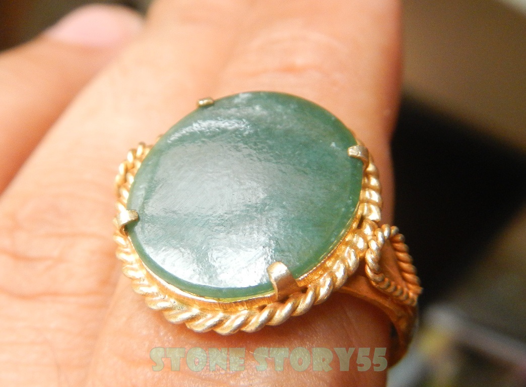 หยกพม่าแท้