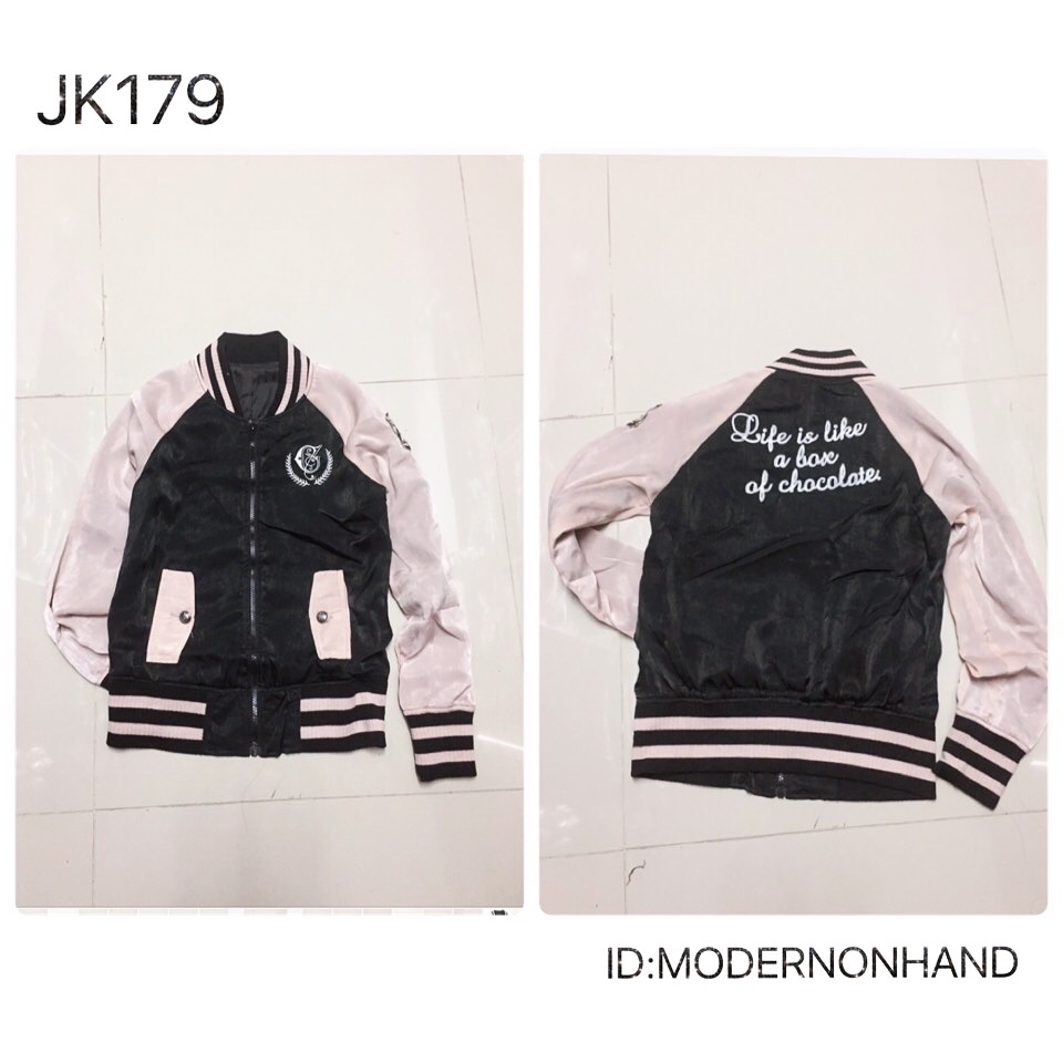 เสื้อเบสบอล เสื้อ แจ็คเก็ต เสื้อนอก เนื้อผ้าไหม สีทูโทน ชมพู-ดำ มีซับด้านใน แบรนด์ M-II ญี่ปุ่นแท้ แต่งแขนจั๊ม แต่งงานปัก ด้านหลัง