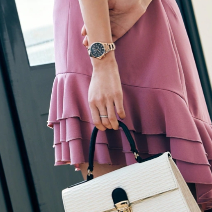 CASIO SHEEN นาฬิกาข้อมือ นาฬิกากันน้ำ นาฬิกาของแท้ ประกันศูนย์ CMG 1 ปี รุ่น SHE-3047PG-5A นาฬิกาสีน้ำตาล