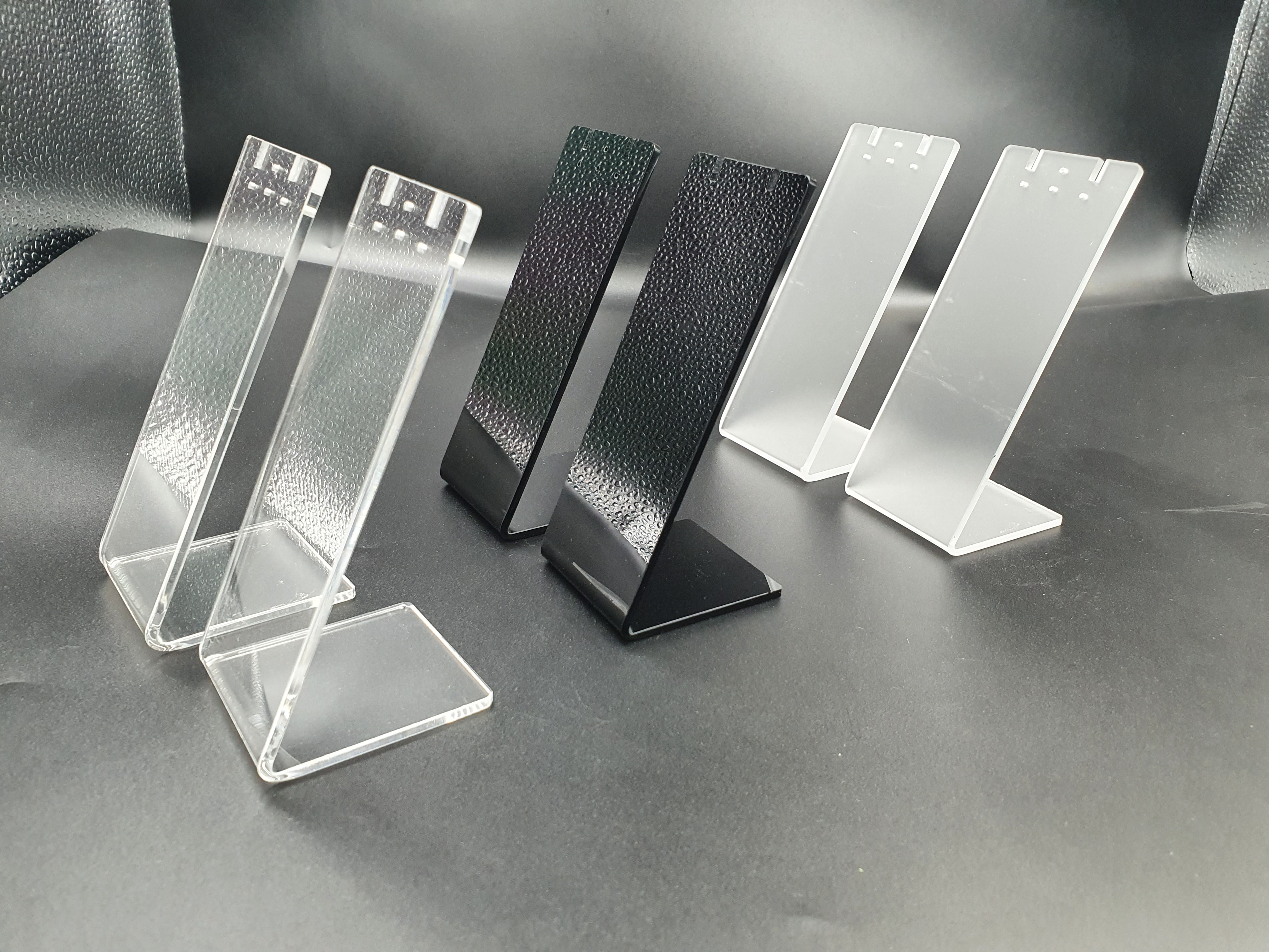 แท่นโชว์ต่างหูสีฝ้า 2 ชิ้น / ชุด