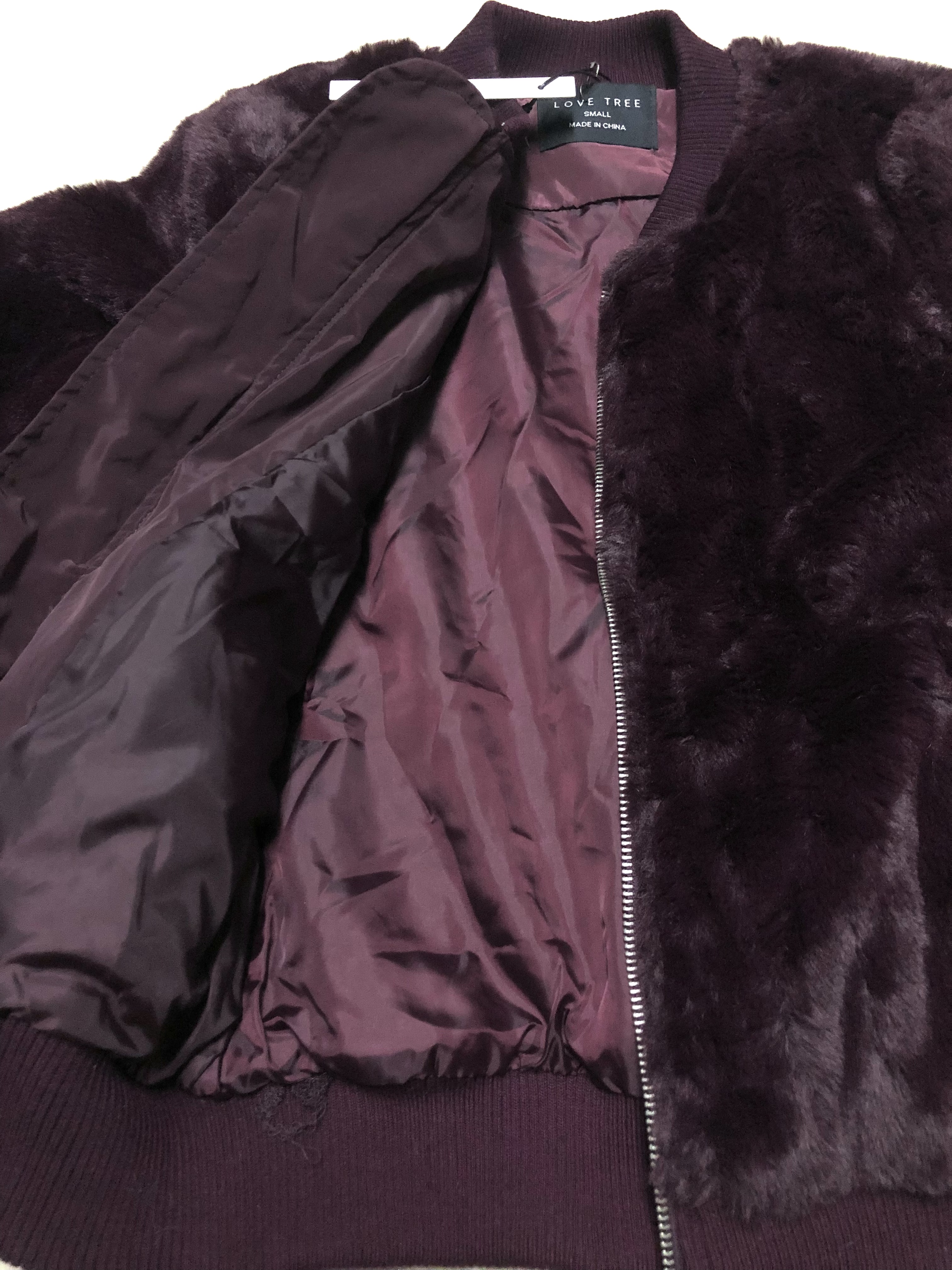 เสื้อเฟอร์กันหนาว หมวกฮู้ด เสื้อขน (FLUFFY COAT) แบรนด์ LOVE TREE