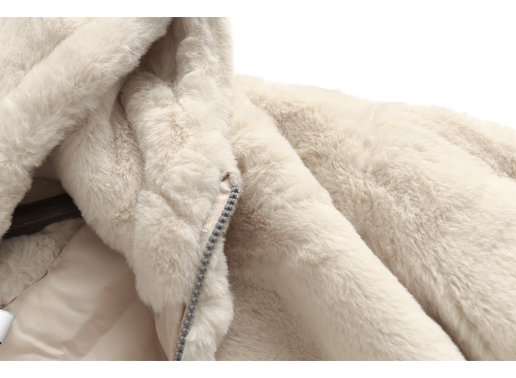 Page one เสื้อเฟอร์กันหนาว หมวกฮู้ด เสื้อขน Fluffy coat แบรนด์ page One สำเนา ดำ