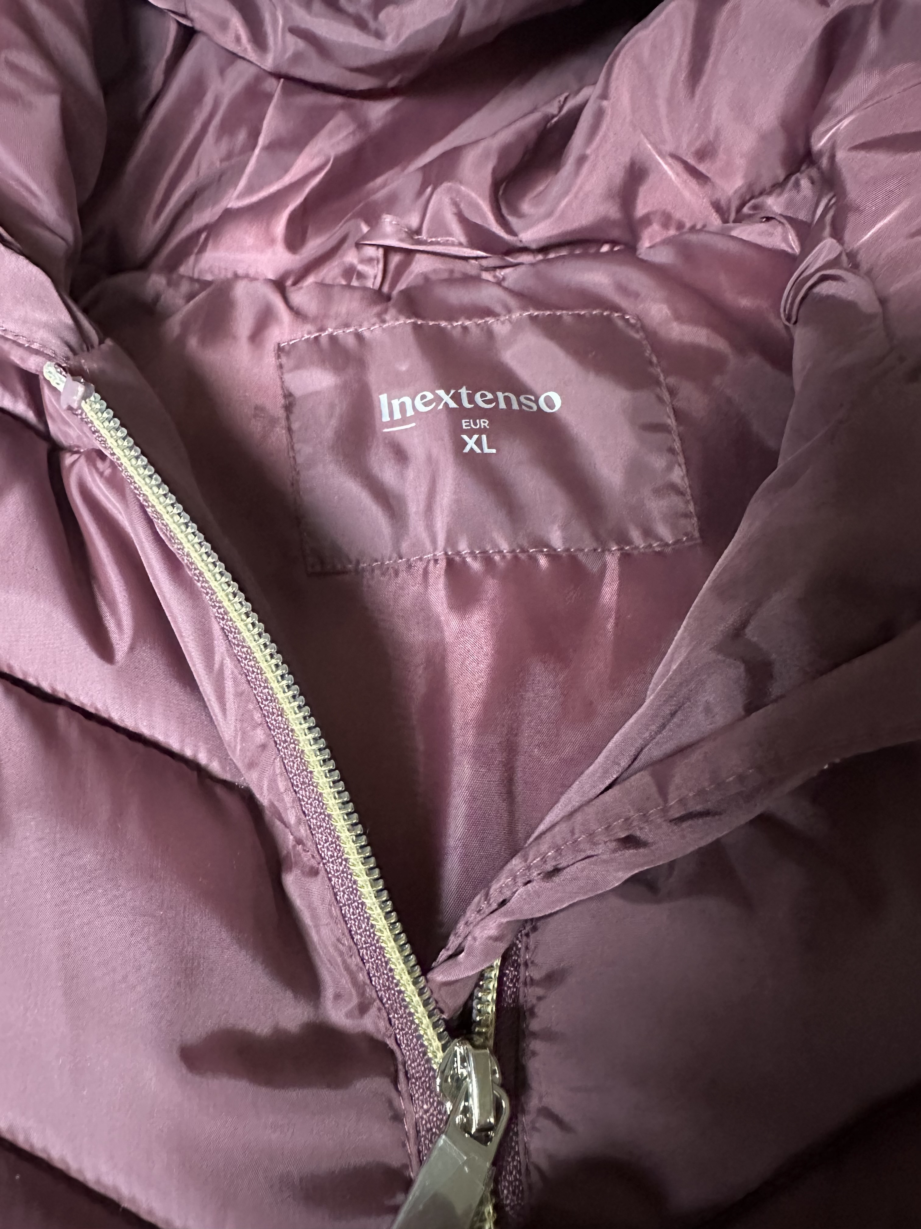 เสื้อกันหนาว เสื้อฮู้ดเฟอร์ บุนวมอุ่น สีแดง แบรนด์ INEXTENSO (padded puffer coat สำเนา