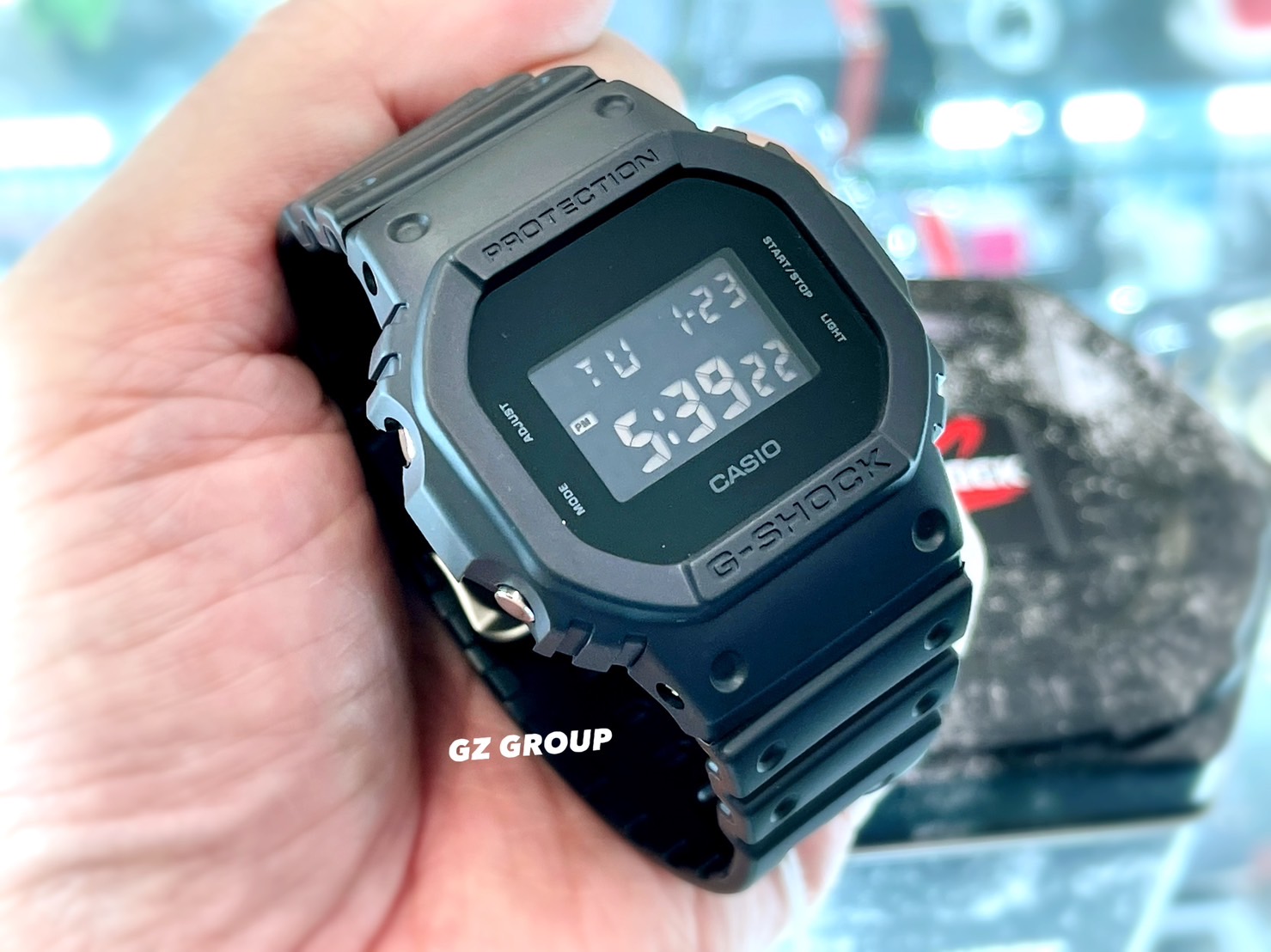 CASIO MID YEAR SALE G-SHOCK นาฬิกาข้อมือ นาฬิกากันน้ำ นาฬิกาของแท้ ประกันศูนย์ CMG 1 ปี รุ่น DW-5600UBB-1D นาฬิกาสีดำ