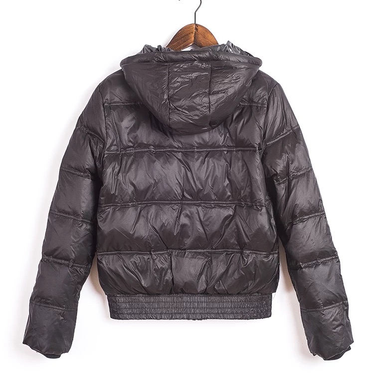 เสื้อกันหนาว ขนเป็ด แต่งหมวกฮูท สีดำ brandname ดัง ยุโรป MONCLER