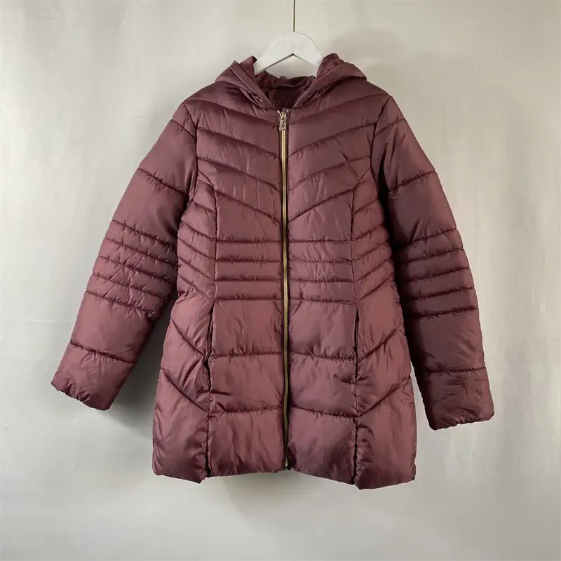 เสื้อกันหนาว เสื้อฮู้ดเฟอร์ บุนวมอุ่น สีแดง แบรนด์ INEXTENSO (padded puffer coat สำเนา