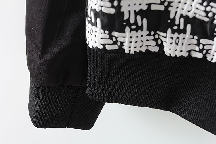 เสื้อคลุม เสื้อวอร์ม เสื้อนอก แจ็คเก็ต พิมพ์ลาย แบรนด์ CC&Dd สำเนา เทาดำ