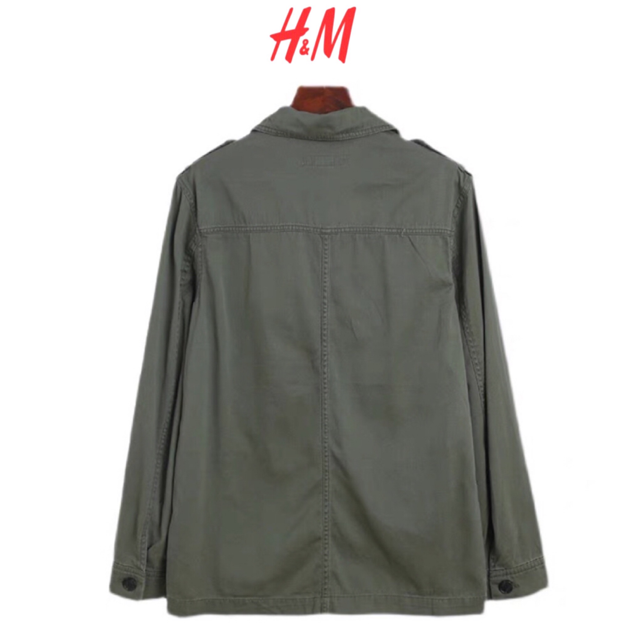 H&M เสื้อนอกเขียวทหาร เสื้อแจ็คเก็ต แนวทหาร แบรนด์H&M แพทเทิน สวย เท่ห์ มาก แบรนด์ In exteสำเนา สำเนา เขียว