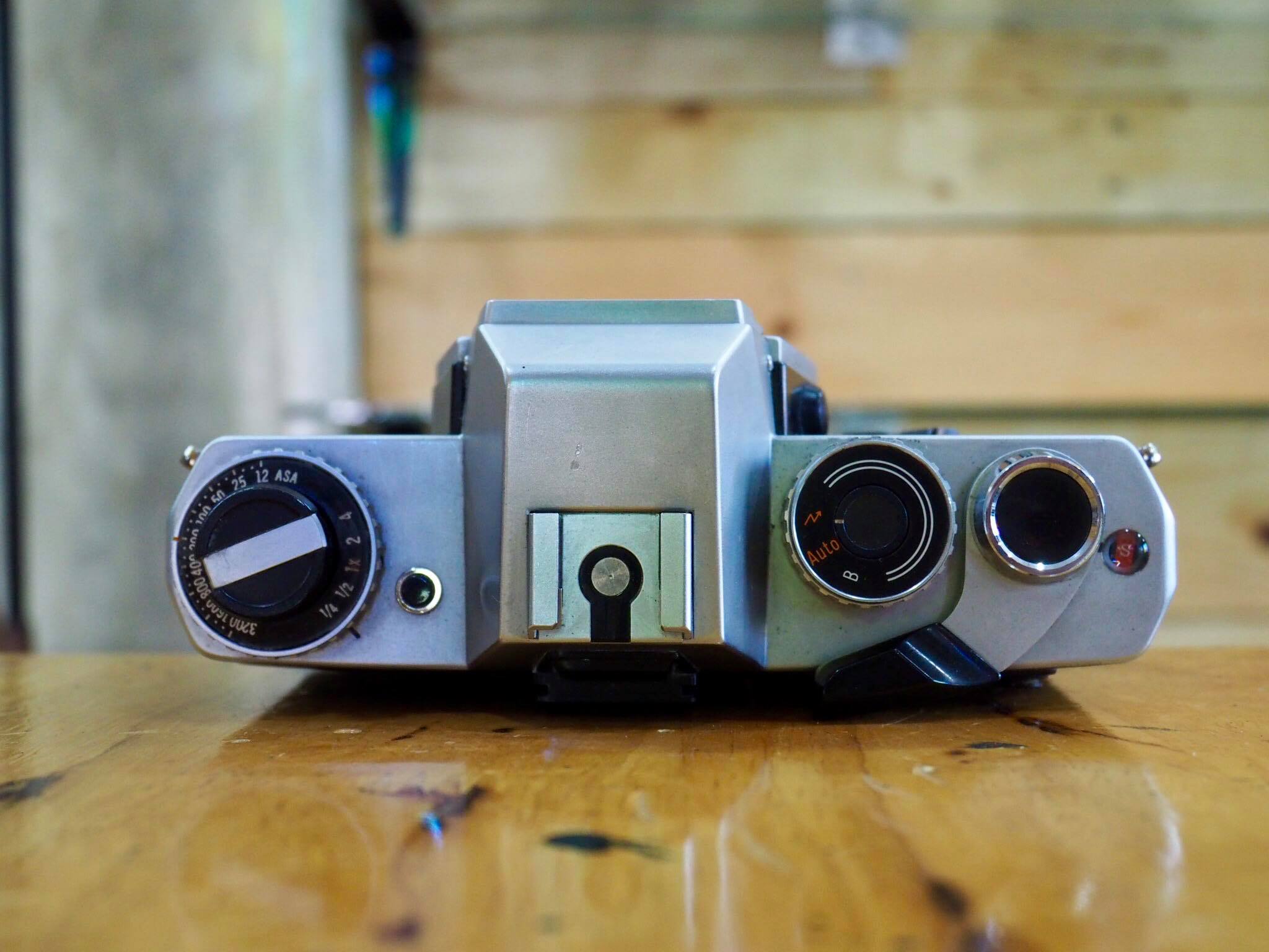 YASHICA FR II