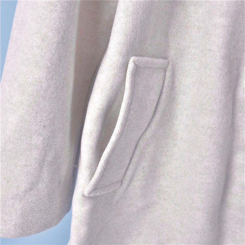 เสื้อโค้ดกันหนาว เสื้อกันหนาว overcoat โค้ทวูล สักหลาด ผสมวูล สีดำ แต่งคอปก กระดุมสองแถว แบรนด์ATCHING สำเนา สำเนา สำเนา สำเนา สำเนา ดำ