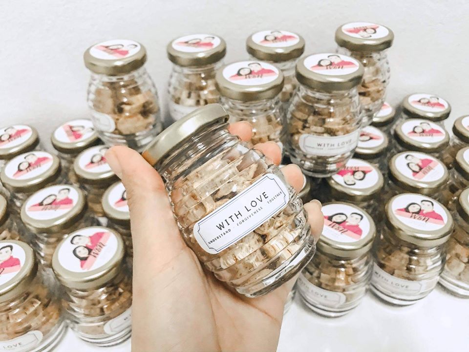 รีวิวลูกค้า ขวดแก้วชำร่วย คุ๊กกี๊ (Gift wedding)