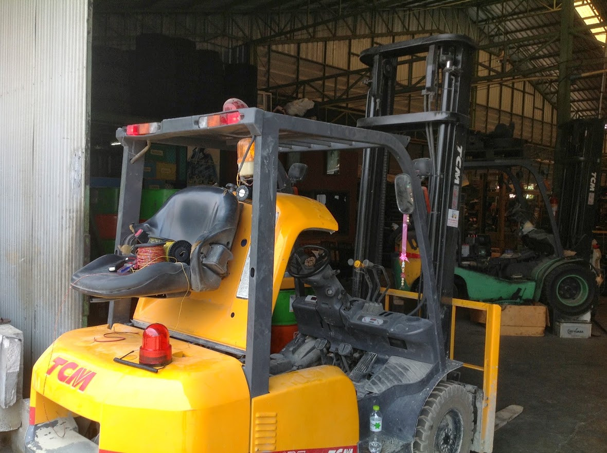 จำหน่าย ติดตั้ง อุปกรณ์แจ้งเตือนความเร็วรถ Forklift