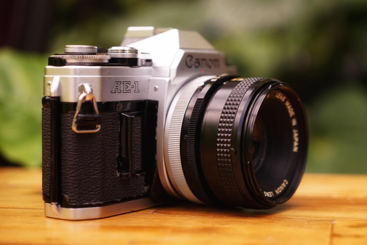 CANON AE-1+ CANON LENS FD 50MM.F1.8SC.