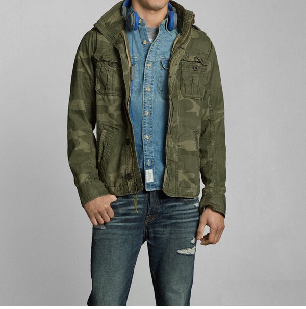 เสื้อนอก เสื้อแจ็คเก็ต ผู้ชาย แบรนด์เนม ABERCROMBIE แท้ ลายพรางเขียวทหาร สวย เท่ห์ มาก คะ Size L/XL/XXL