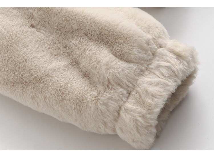 Page one เสื้อเฟอร์กันหนาว หมวกฮู้ด เสื้อขน Fluffy coat แบรนด์ page One สำเนา ดำ