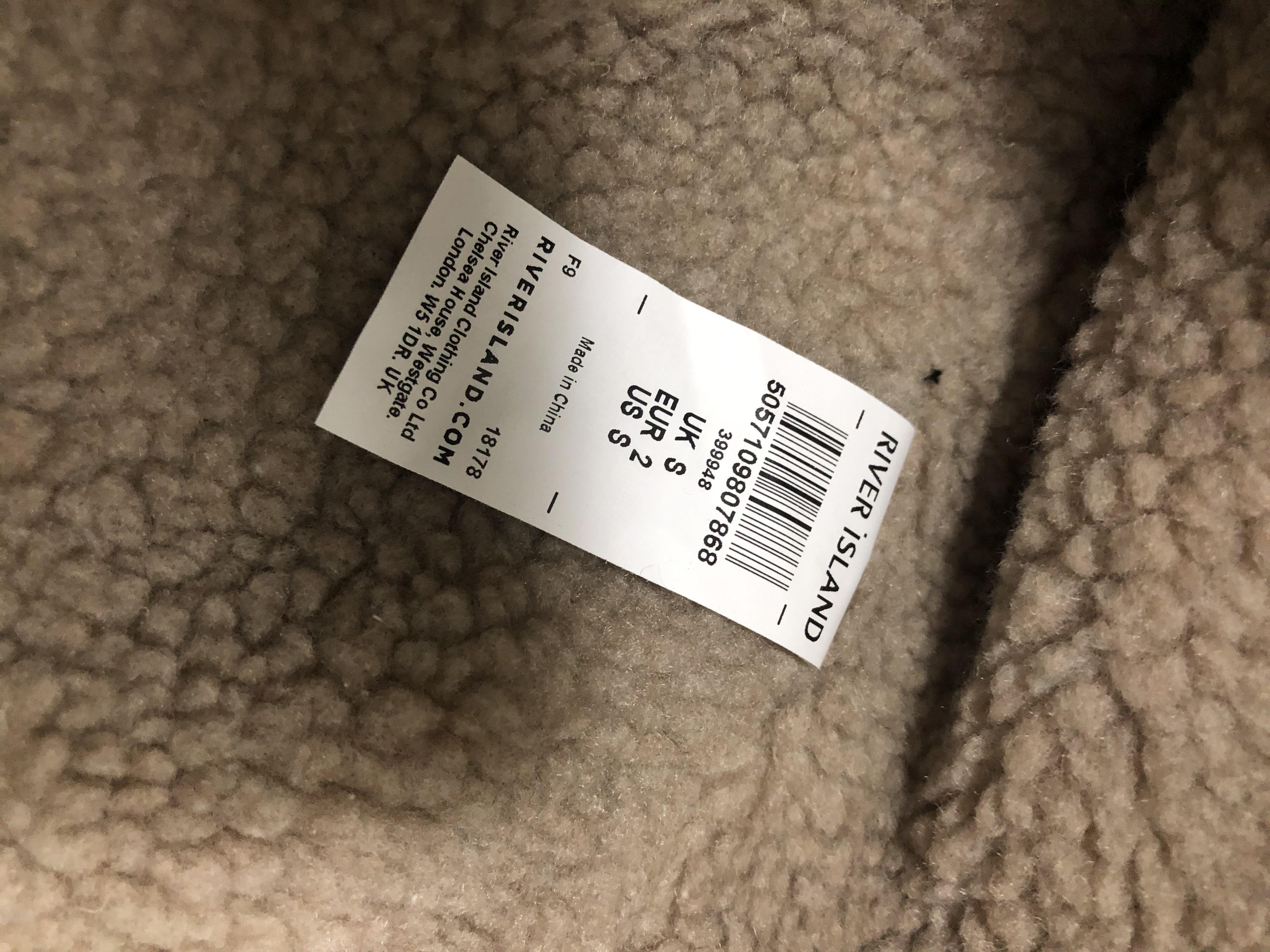 River Island เสื้อทหาร เสื้อฮู้ด เสื้อนอกแนวทหาร แพทเทินสวย เท่ห์มาก คะ ลายพราง