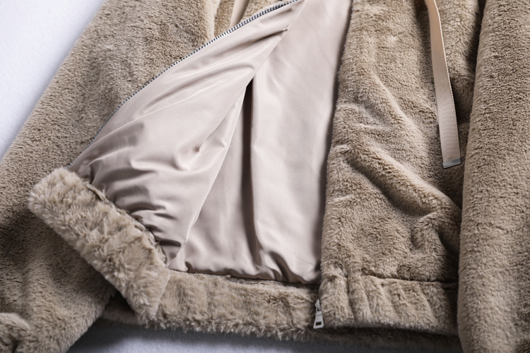 Page one เสื้อเฟอร์กันหนาว หมวกฮู้ด เสื้อขน Fluffy coat แบรนด์ page One ดำ