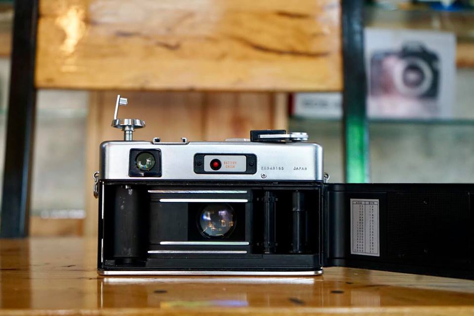 YASHICA ELECTRO 35GS YASHICA COLOR-YASHINON DX 45MM.F1.7
