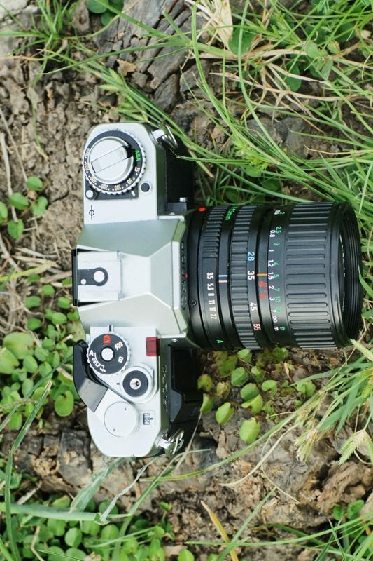 Canon AV-1 Canon Zoom Lens FD 28-55mm.F3.5-4.5 Macro