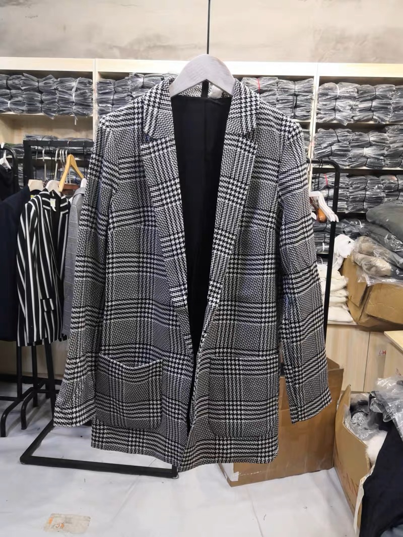 เสื้อโค้ท เสื้อคลุม ทรงสูท ลายตารางเทาดำ เสื้อคลุม เบลเซอร์ Blazer check ❄️แบรนด์✨H&M✨ แท้💯% แบรนด์ H&m