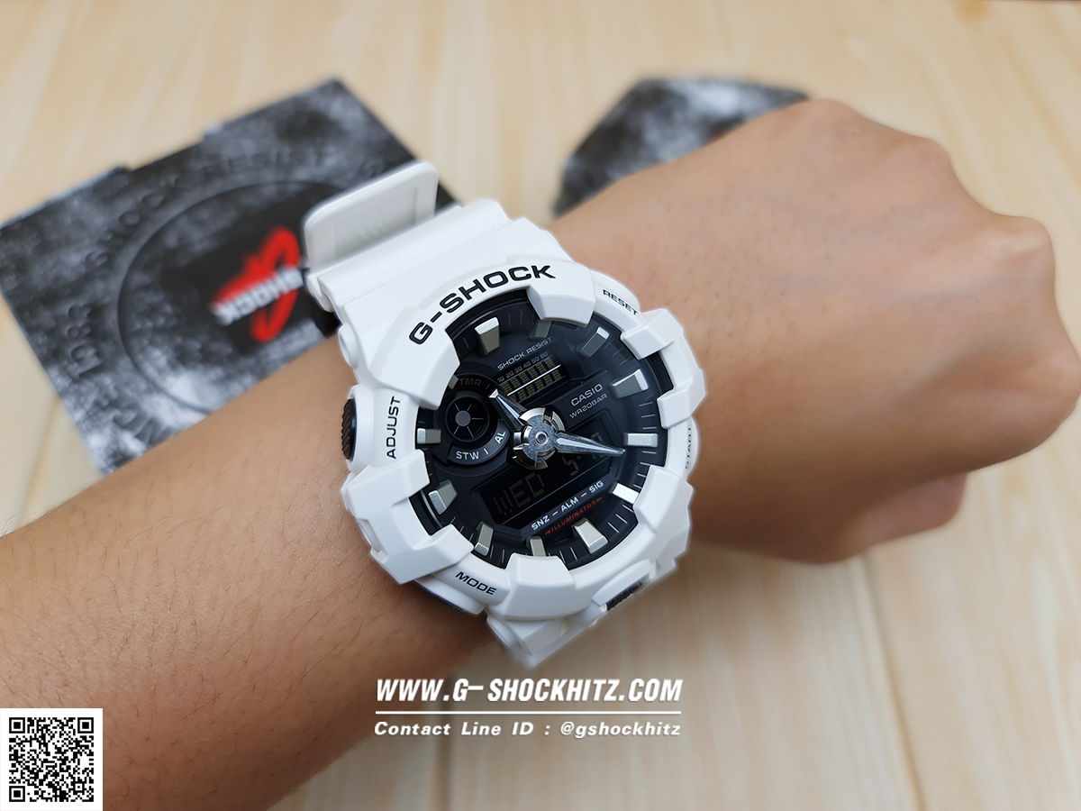 CASIO MID YEAR SALE G-SHOCK นาฬิกาข้อมือ นาฬิกากันน้ำ นาฬิกาของแท้ ประกันศูนย์ CMG 1 ปี รุ่น GA-700-7A นาฬิกาสีขาว