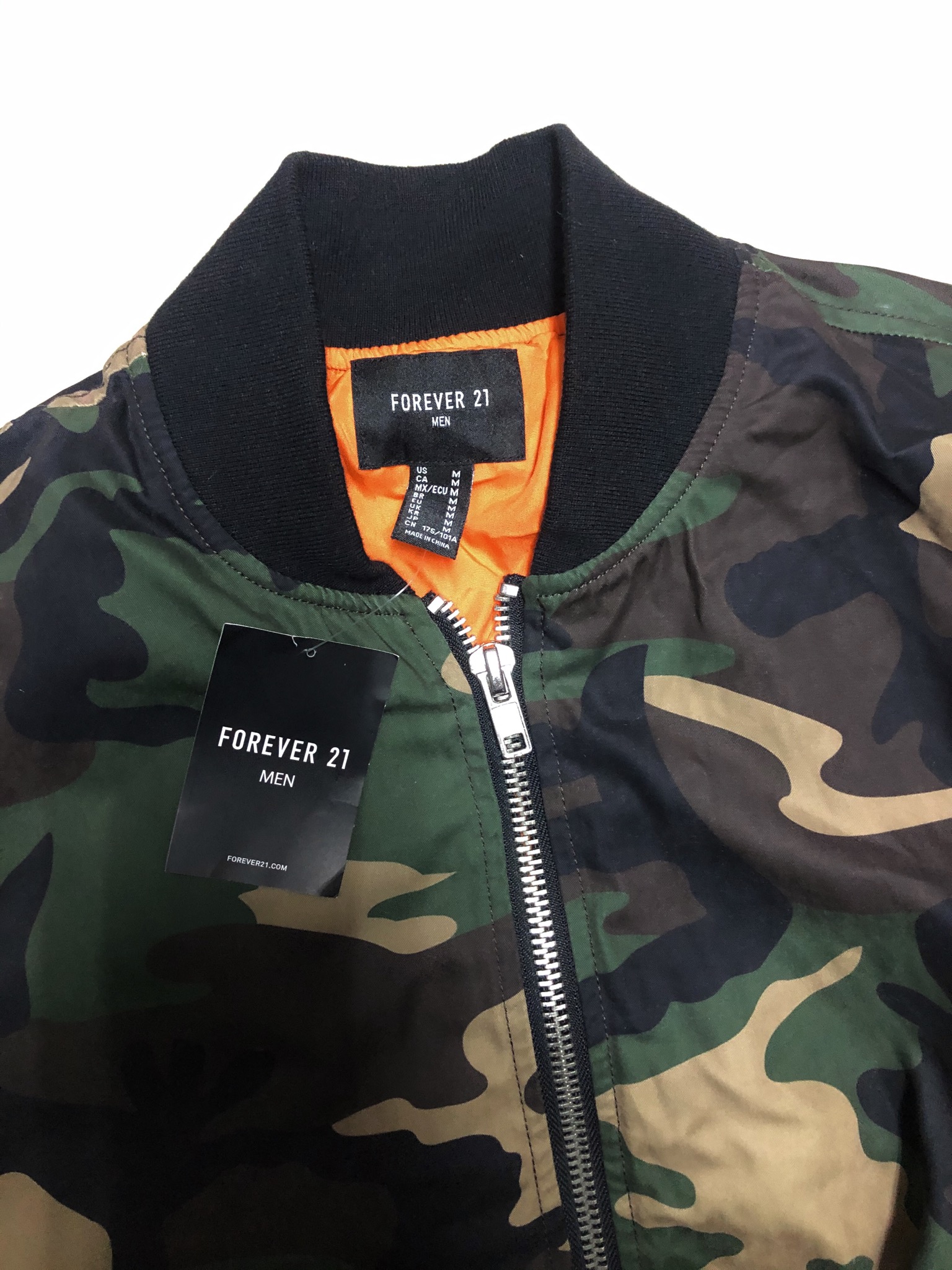 Forever21 เสื้อนอกลายพราง ทหาร เสื้อแจ็คเก็ตลายพราง เสื้อนอก แนวทหาร Forever21แพทเทินสวย เท่ห์ มาก คะ ลายพราง