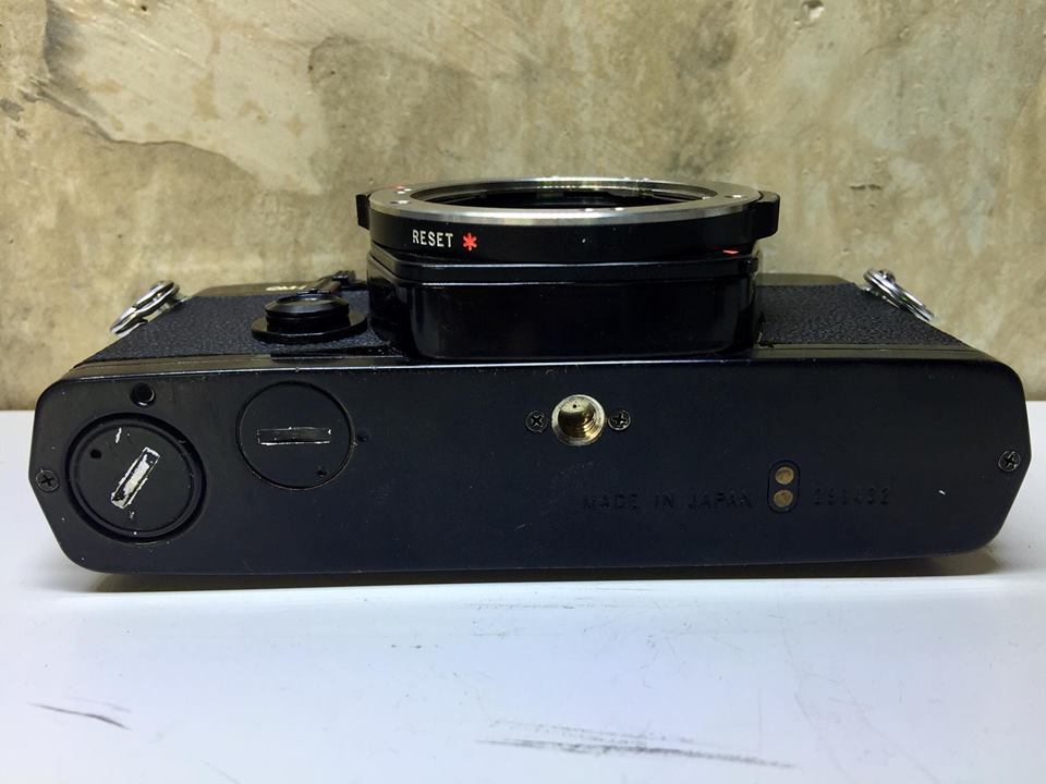 OLYMPUS OM-2MD