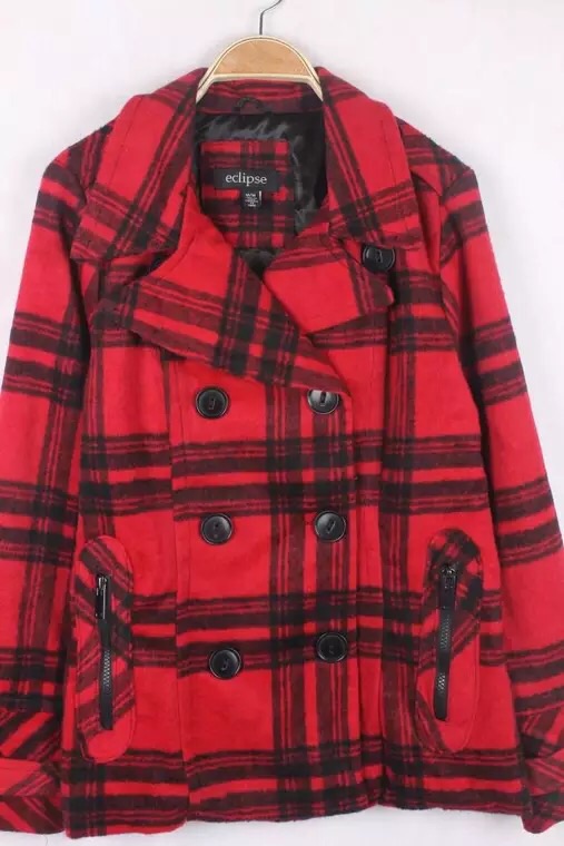 เสื้อกันหนาวสักหลาดผสมวู ลายตาราง classic burberry สีเทา brandname NYC DOLLHOUSE แต่งกระดุมสองแถบ ติดหมวกฮูท ติดเฟอร์ (หมวกมีกระดุมถอดใส่ได้คะ)สวย หรูคะ Size S