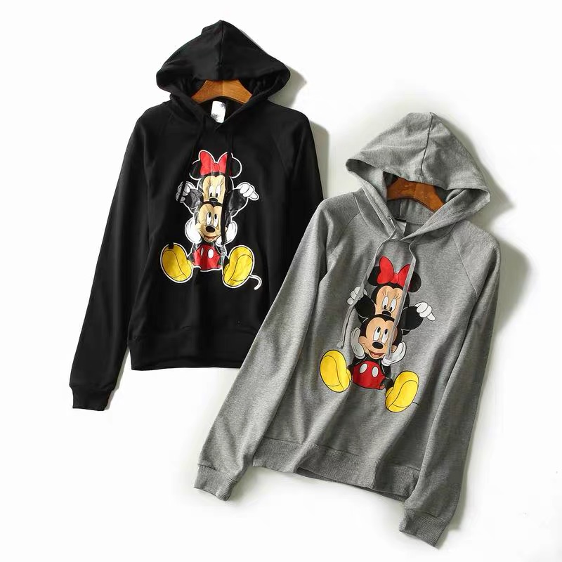 Disney เสื้อฮูดกันหนาว เสื้อสเวตเตอร์แขนยาว สีเทา screen ลายMICKEY & MINNIE MOUSE แนวๆคะ งานแบรนด์ Disney แท้คะ สำเนา สำเนา เทา