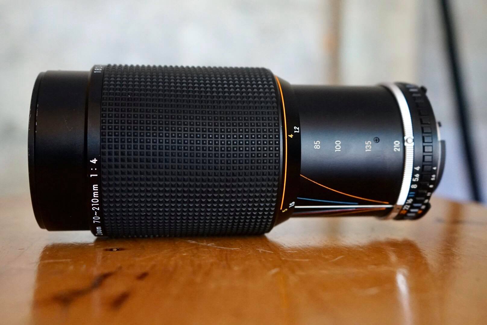 NIKON ZOOM 70-210MM.F4 NIKON LENS SERIES E