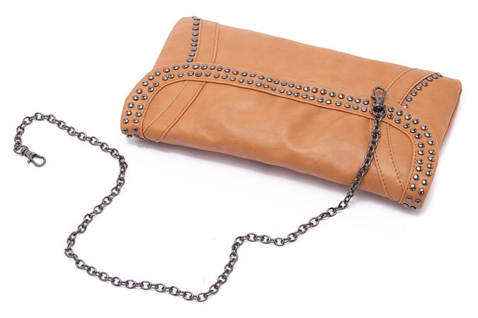 กระเป๋า Clutch มือ TONI BIANCO แบรนด์สุดหรูออสเตรเลีย สีน้ำตาลอ่อน หนังหรูสุดนุ่ม สายโซ่ ถอดใส่ได้คะ