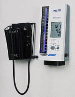 เครื่องวัดความดันโลหิตแบบล้อเลื่อน รุ่น DM3000