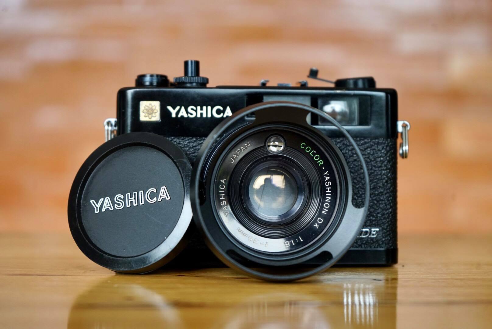 YASHICA ELECTRO 35CCN YASHICA COLOR-YASHINON DX 35MM.F1.8